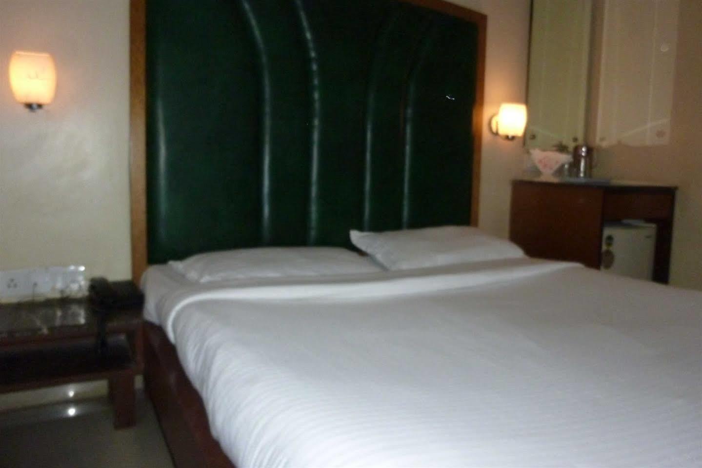 Hotel Park Shilton Mumbai Kültér fotó